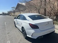 ام جی، GT