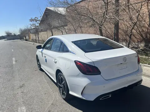 ام جی، GT
