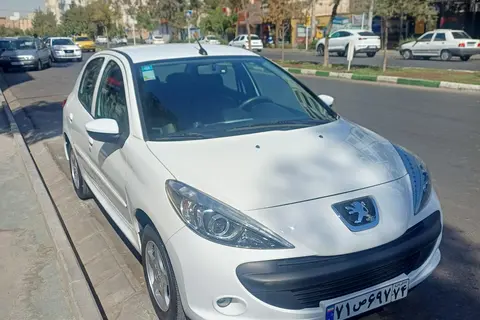پژو، 207