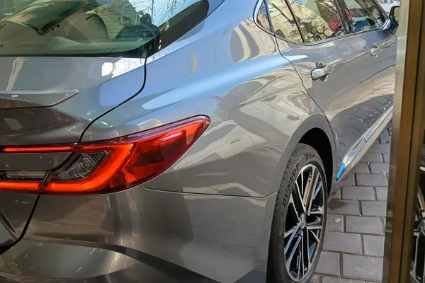 تویوتا، کمری هیبرید