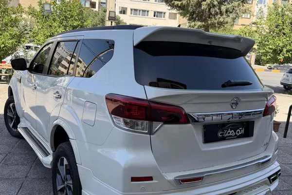 نیسان  ترا