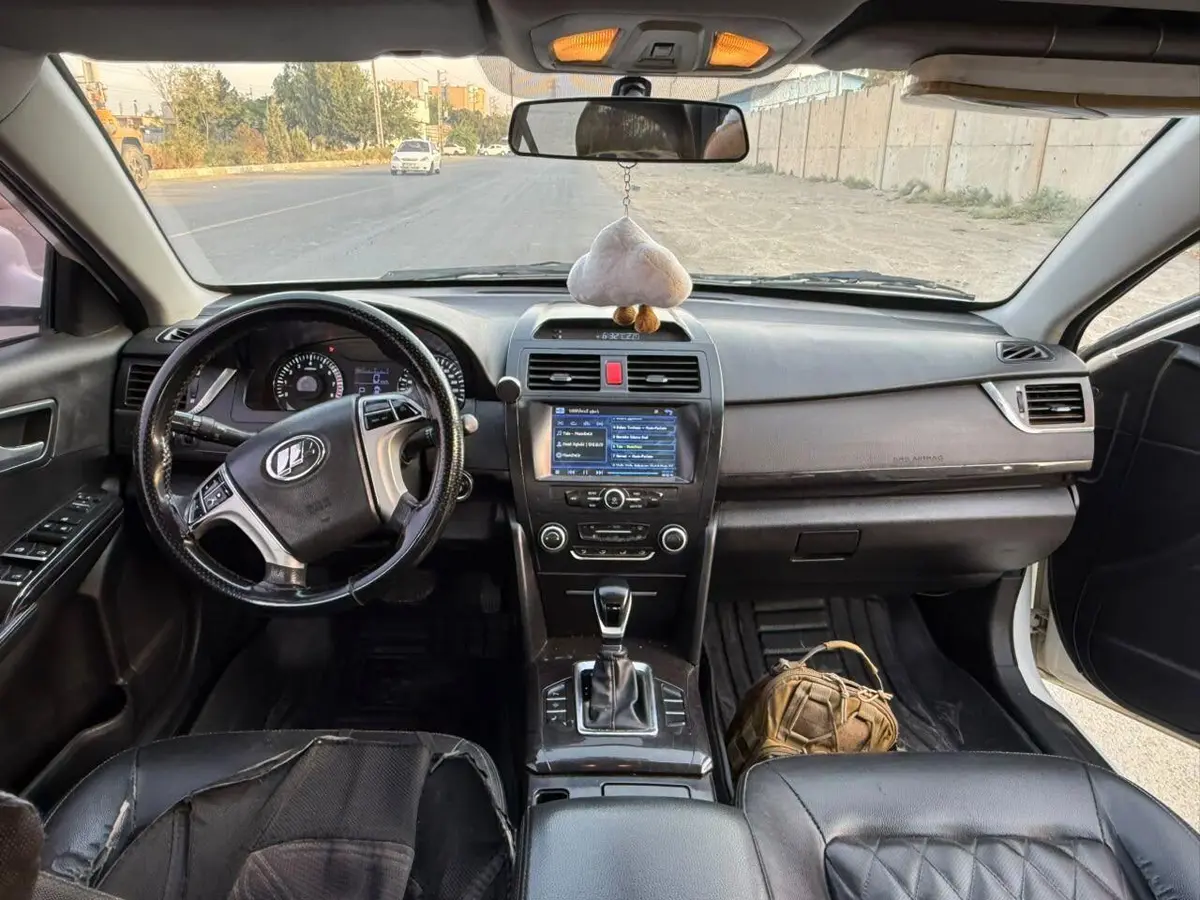 لیفان،  820