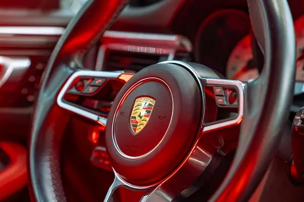 پورشه، ماکان