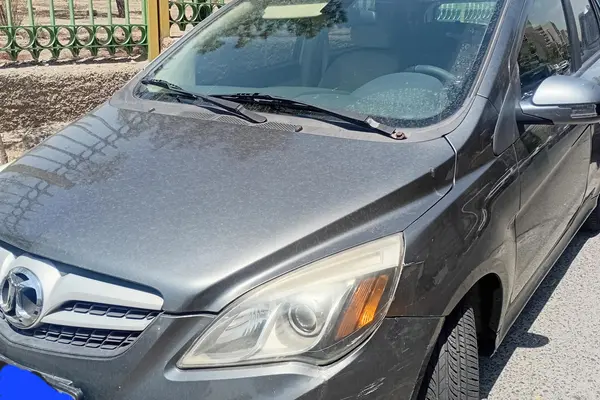 بایک  سابرینا هاچ بک (مونتاژ)