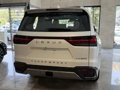 لکسوس، LX
