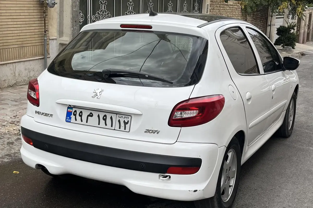 پژو  207