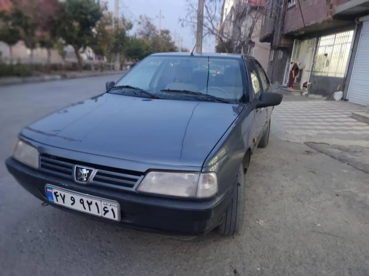 پژو،  405