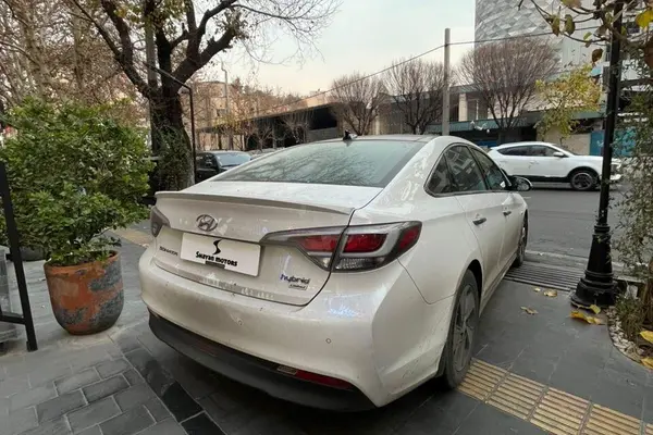هیوندای، سوناتا هیبرید
