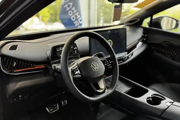 فولکس، آی دی یونیکس