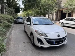 مزدا، 3 نیو صندوق دار