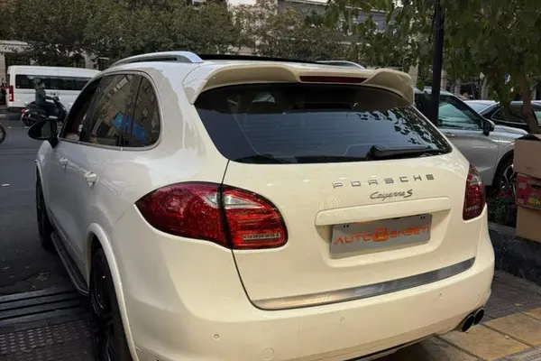 پورشه، کاین