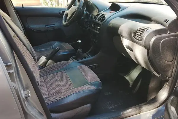 پژو  206 SD