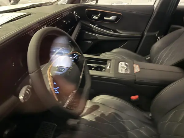 اکستریم، VX (QX)