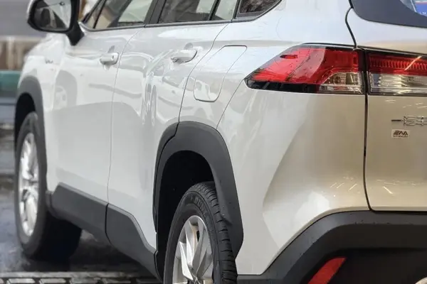 تویوتا، کرولا کراس هیبرید