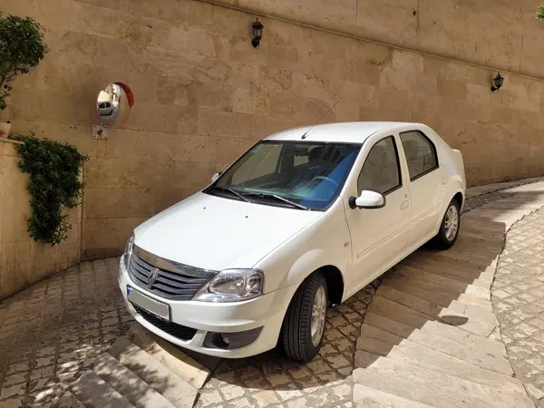 رنو، تندر 90