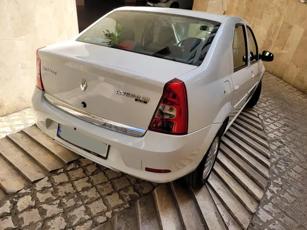 رنو، تندر 90