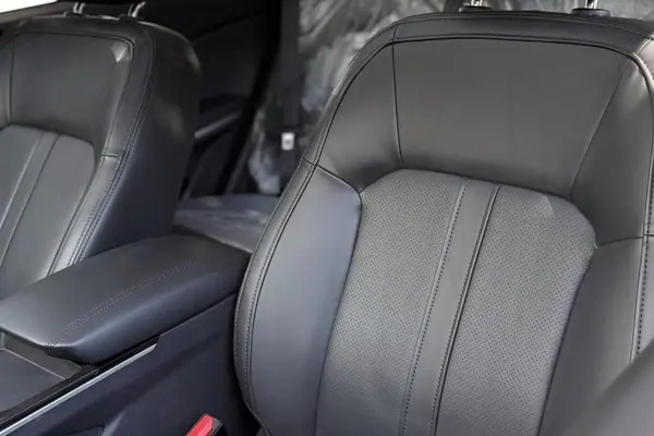 کی ام سی  X5