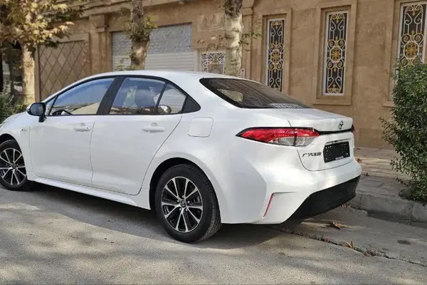 تویوتا، لوین هیبرید