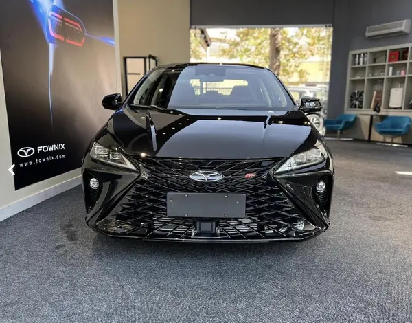 فونیکس، آریزو 6 جی تی (Z6 GT)