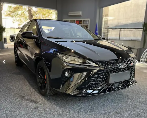 فونیکس، آریزو 6 جی تی (Z6 GT)