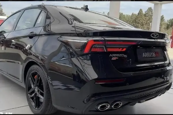 فونیکس، آریزو 6 جی تی (Z6 GT)