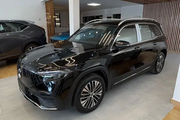 بنز، کلاس EQB