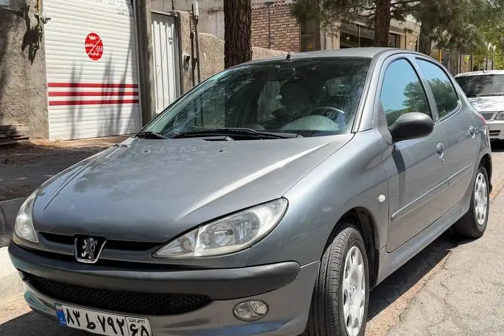 پژو،  206