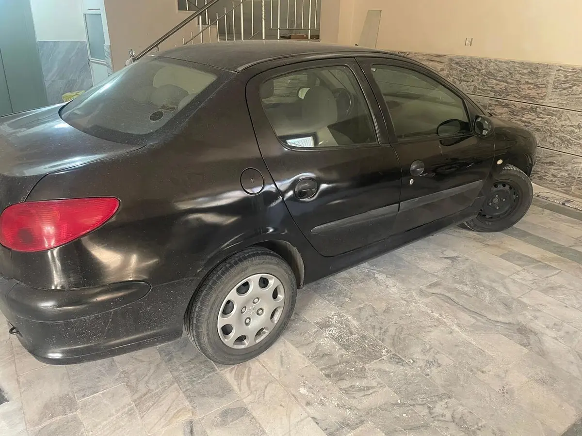 پژو،  206