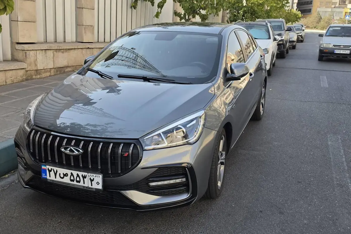 ام وی ام،  آریزو 5ev