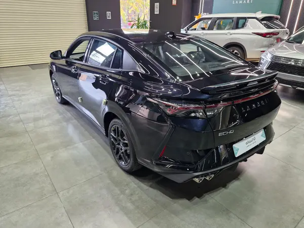 لاماری، اکو