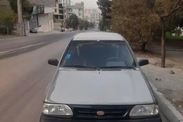 پراید، صندوق دار