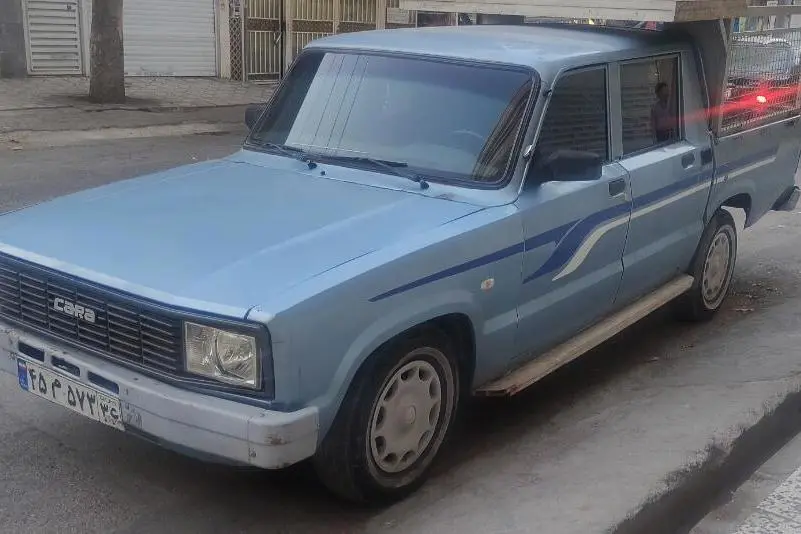 کارا،  دو کابین