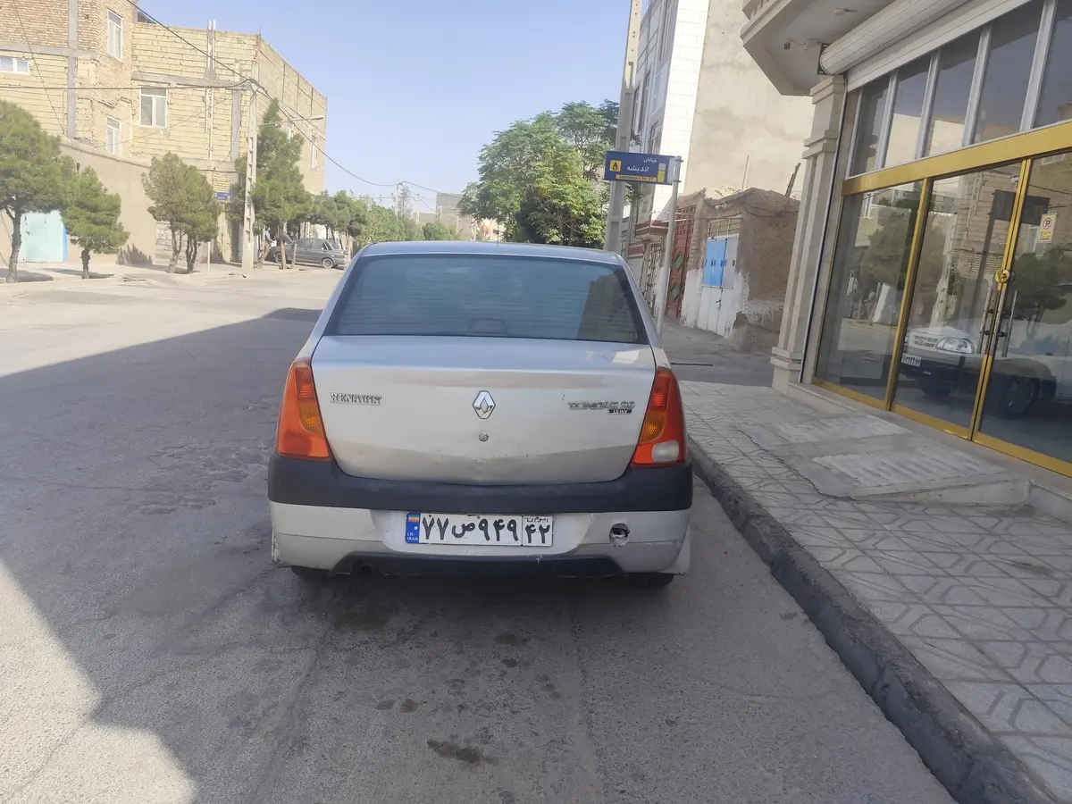 رنو،  تندر 90