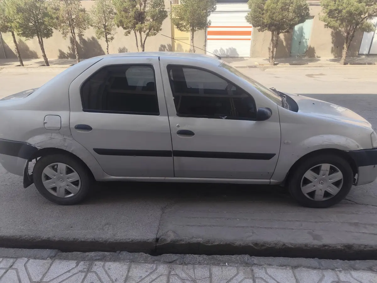 رنو،  تندر 90