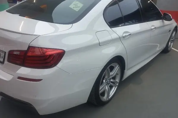 ب ام و، سری 5 سدان