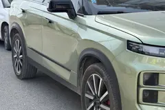 لوکانو، L7