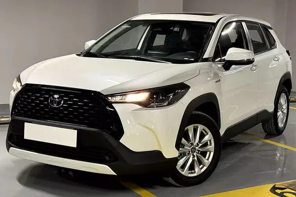 تویوتا، کرولا کراس هیبرید