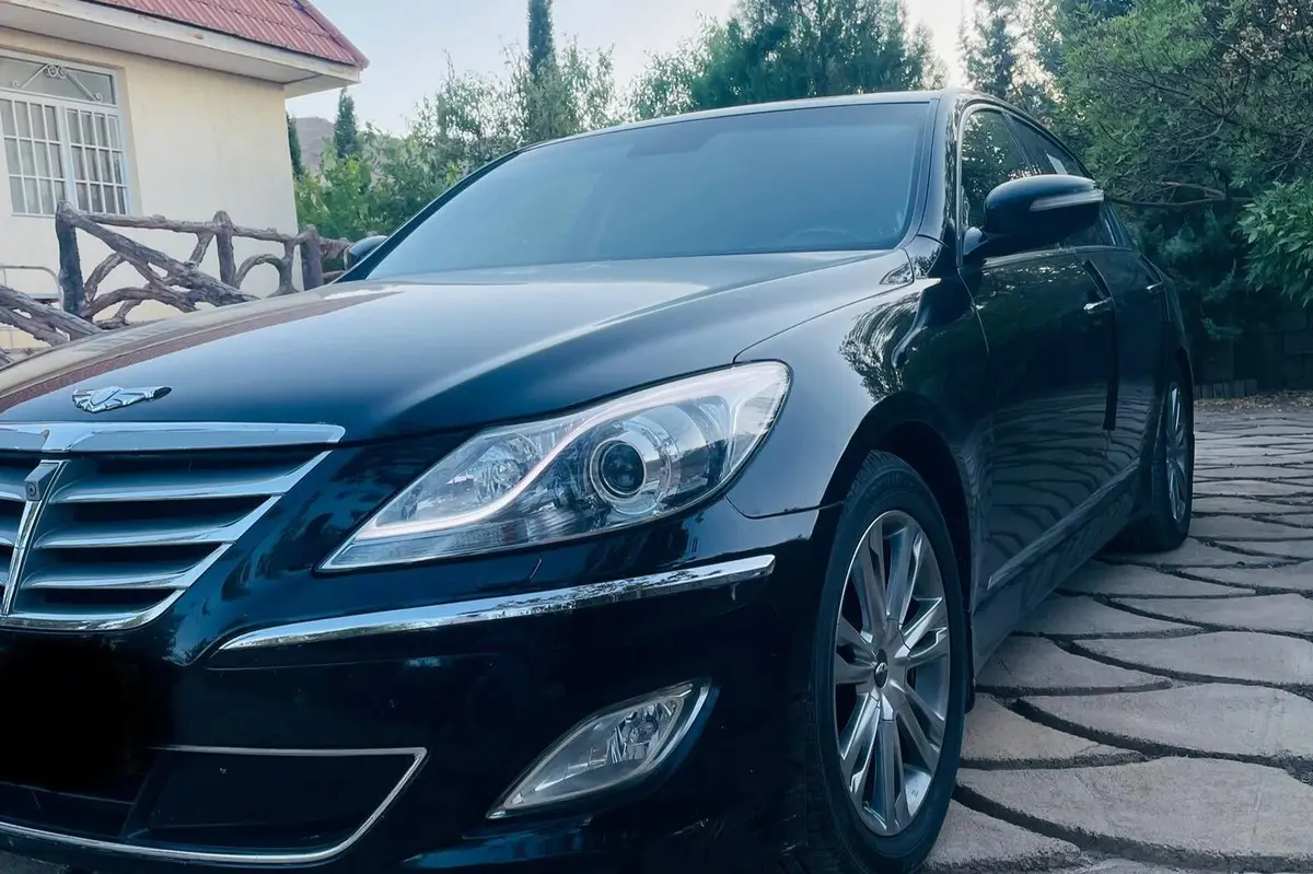 هیوندای  جنسیس