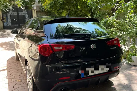 آلفارومئو، جولیتا