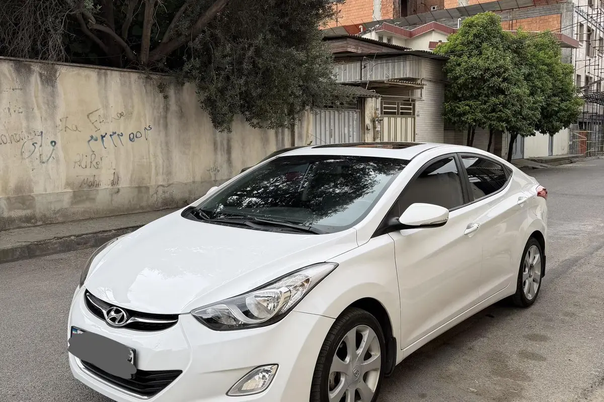 هیوندای  النترا