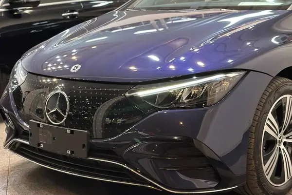 بنز، EQE Sedan