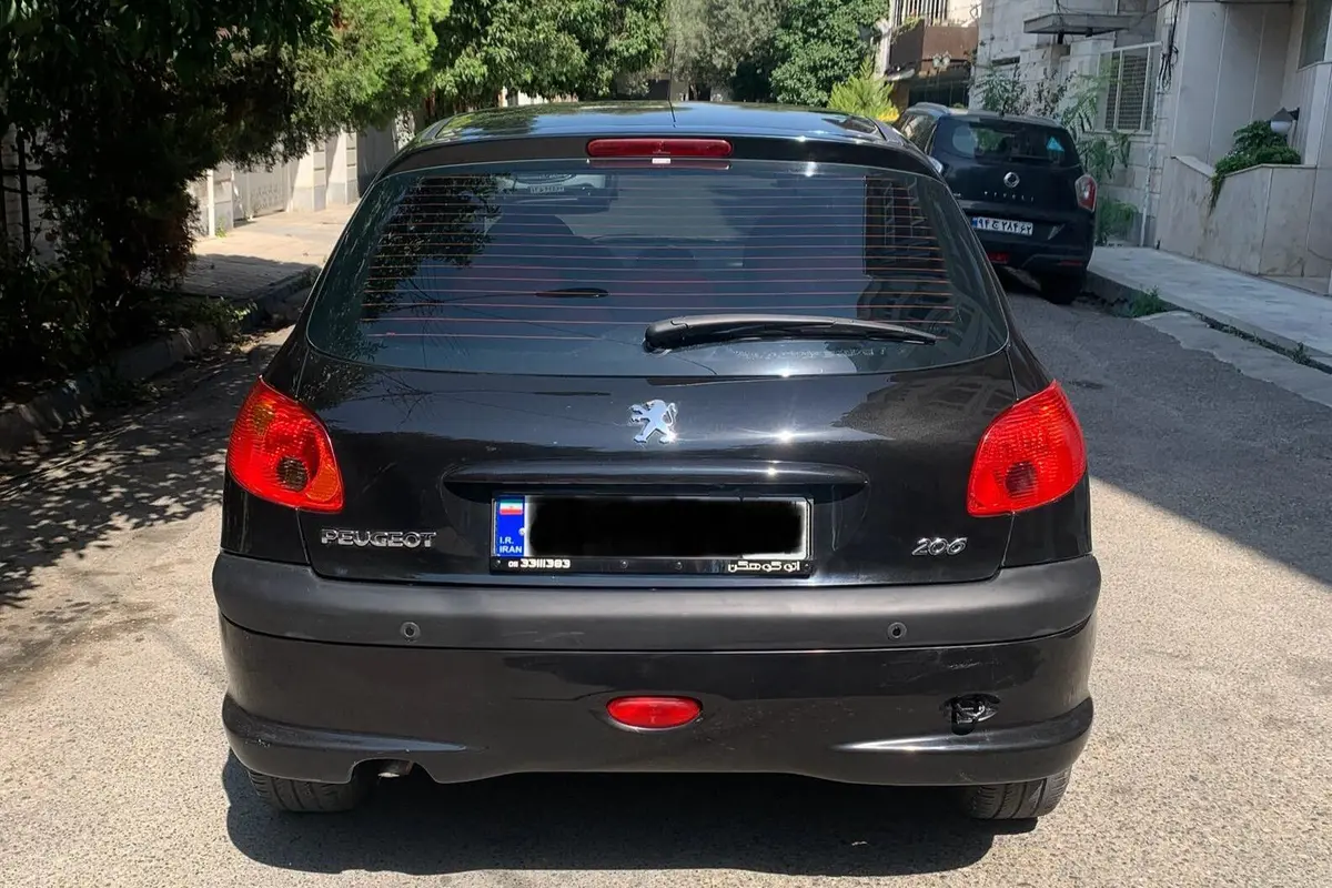 پژو،  206