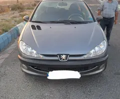 پژو، 206