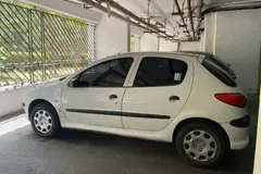 پژو، 206