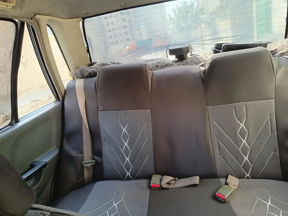 پراید،  صندوق دار