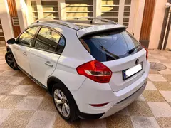 برلیانس، کراس