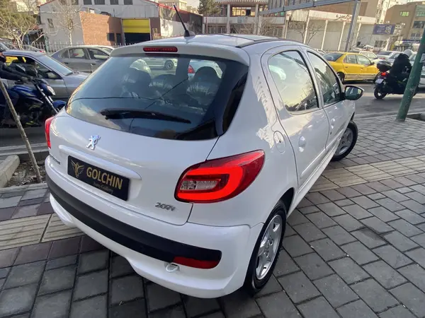 پژو، 207