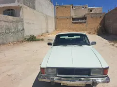پیکان، سدان