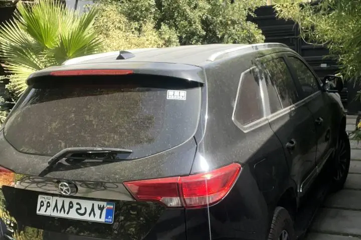 دایون،  Y7