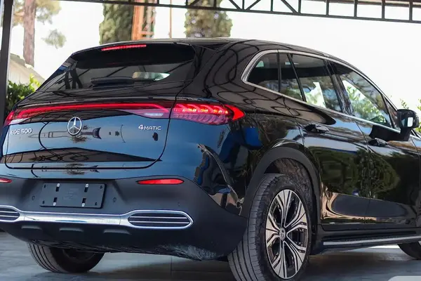 بنز، EQE SUV